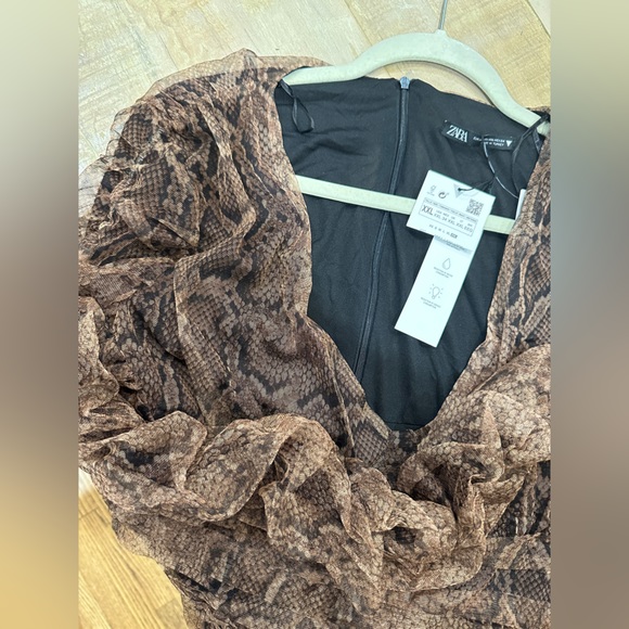 Zara blogger long sleeve tulle.snake print ruched dress - Picture 5 of 11